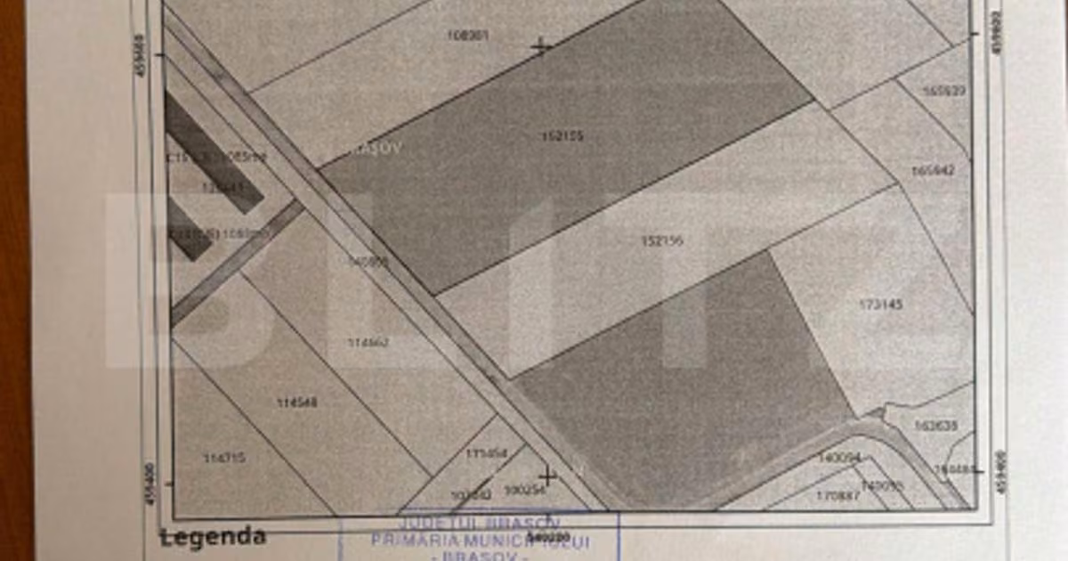 Teren Construcții intravilan de vânzare de 15000 mp, în zona Vest, Brașov