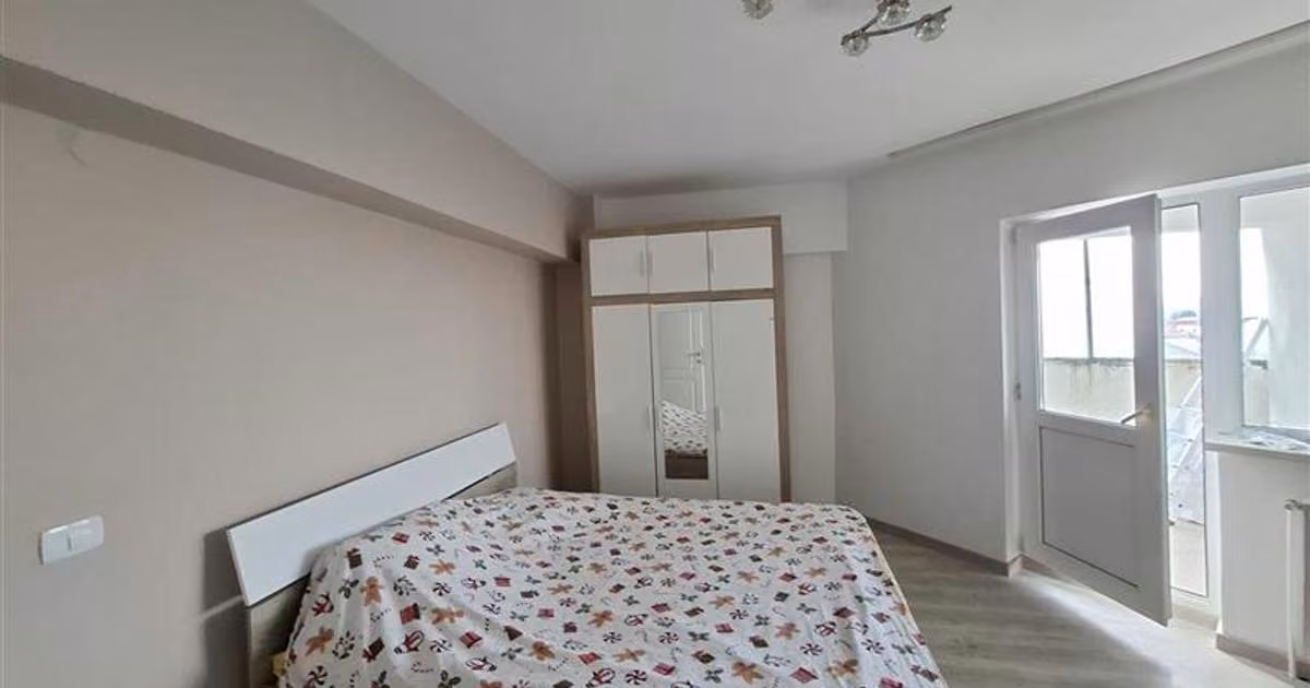 Apartament de vânzare cu 2 camere, mobilat în zona Ultracentral, Focșani