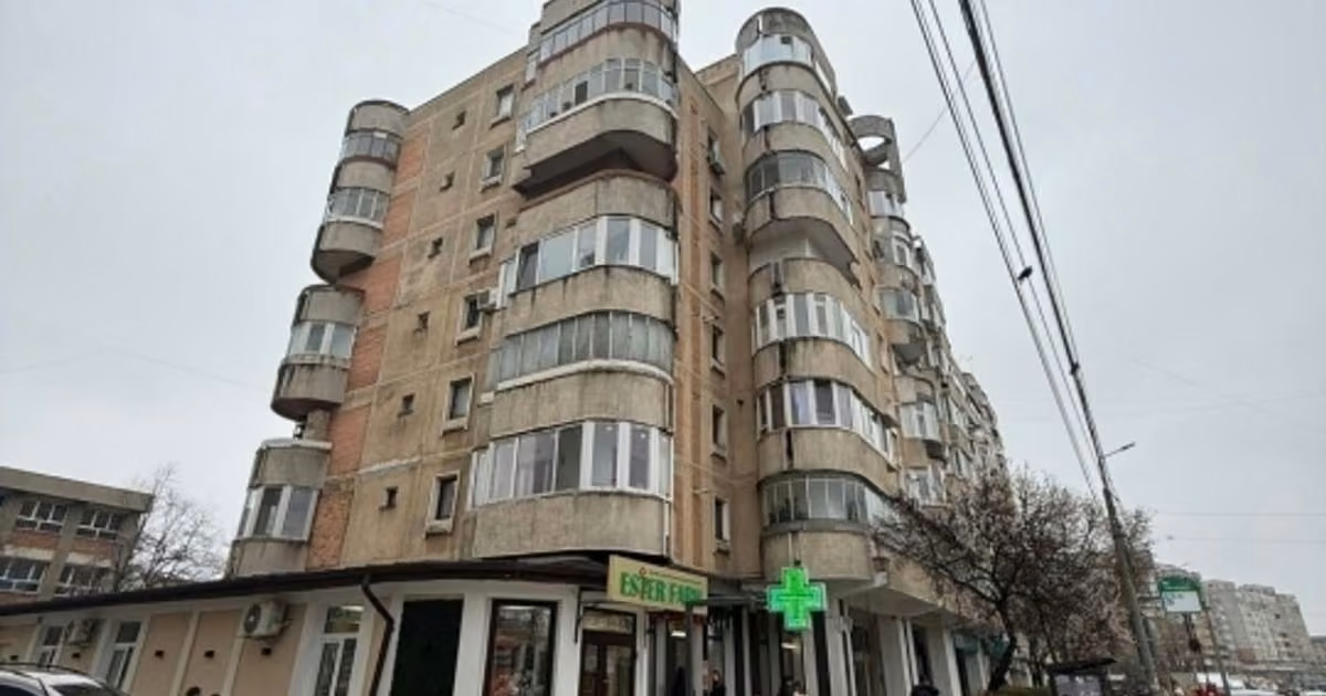Apartament de vânzare cu 3 camere în zona Gară, Iași