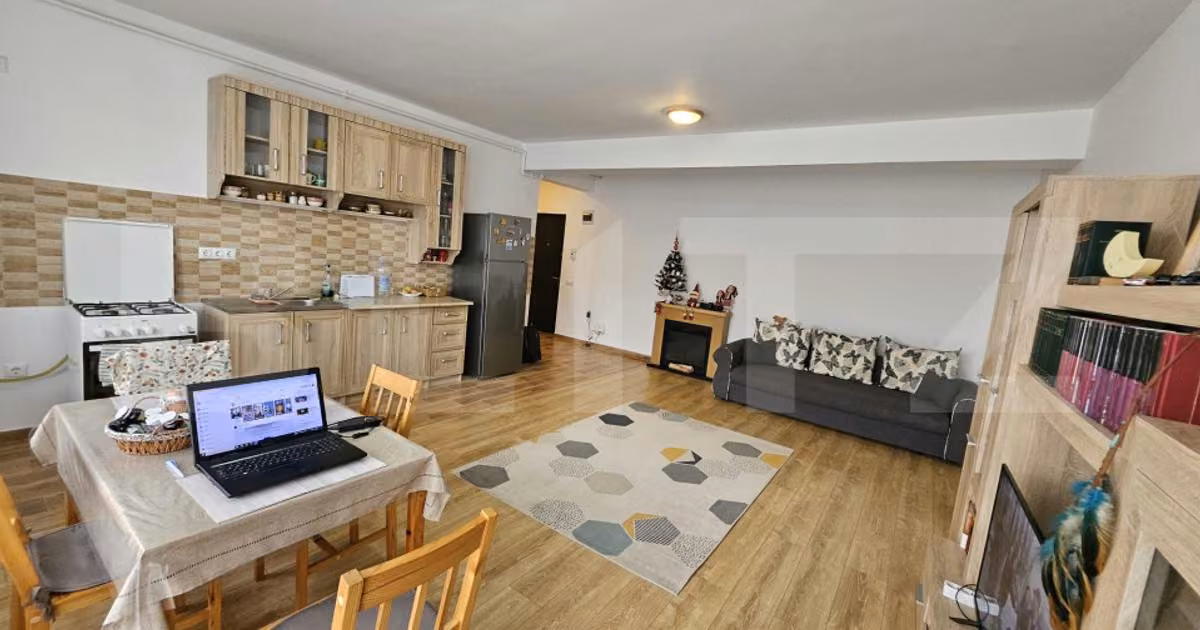 Apartament de vânzare cu 2 camere, mobilat în Florești