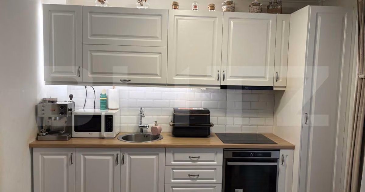 Apartament de vânzare cu 3 camere, mobilat în Florești