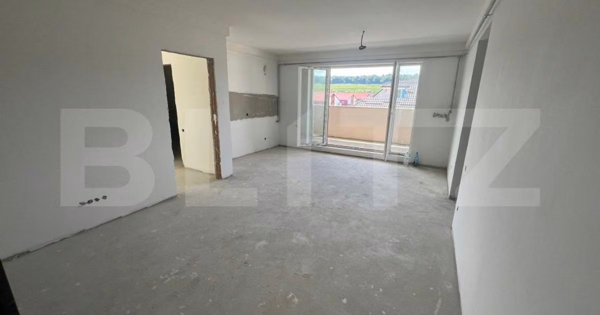 Apartament de vânzare cu 4 camere în Florești