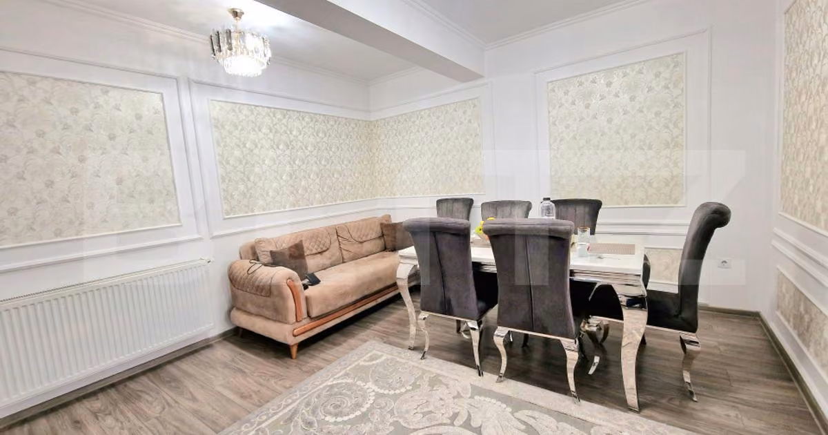 Apartament de vânzare cu 3 camere, mobilat în Florești