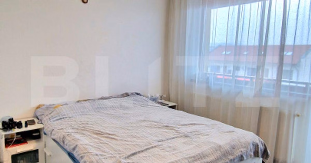 Apartament de vânzare cu 3 camere, mobilat în Florești