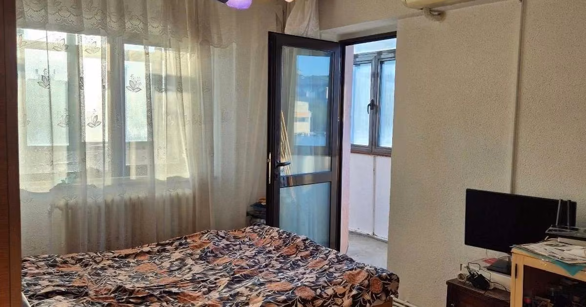 Apartament de vânzare cu 3 camere în zona Păcurari, Iași