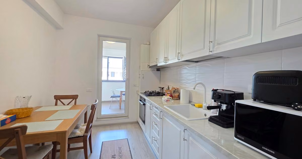 Apartament de vânzare cu 2 camere în zona Metalurgiei, Sector 4