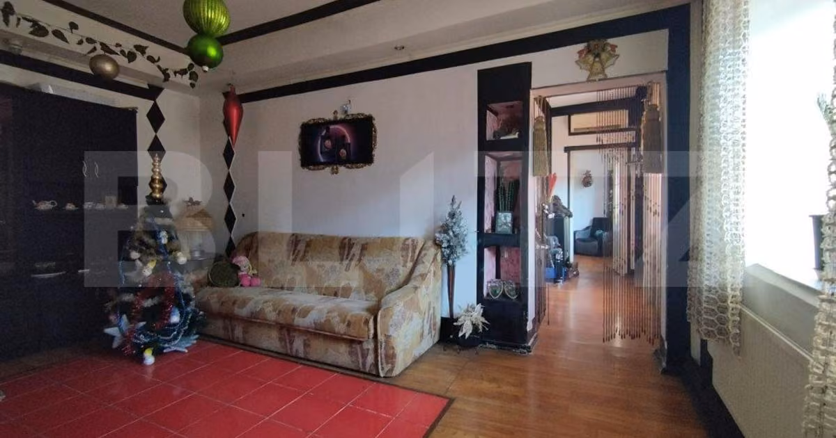 Apartament de vânzare cu 3 camere, mobilat în zona Iosefin, Timișoara