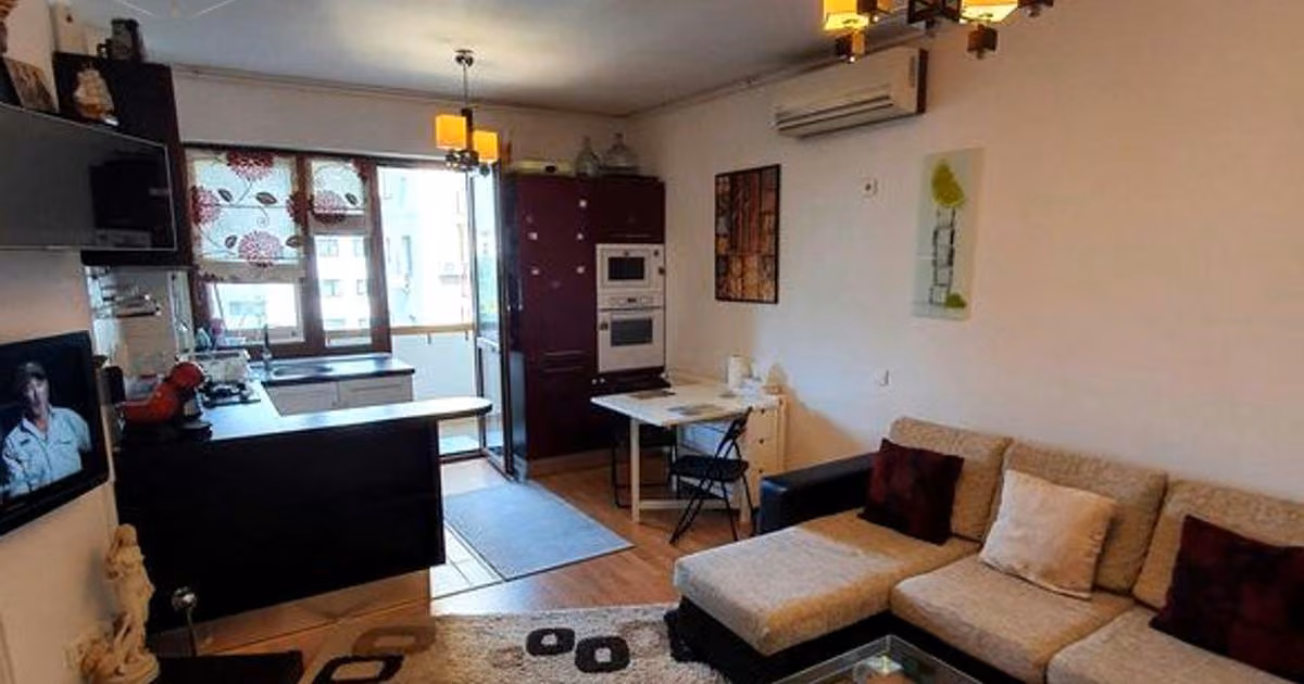 Apartament de vânzare cu 3 camere, mobilat în zona Vitan, Sector 3