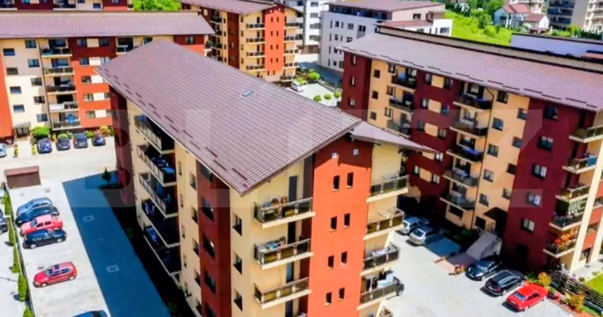 Apartament de vânzare cu 6 camere în Florești