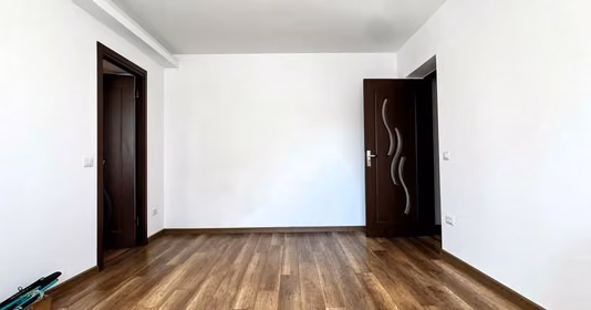 Apartament Tătărași