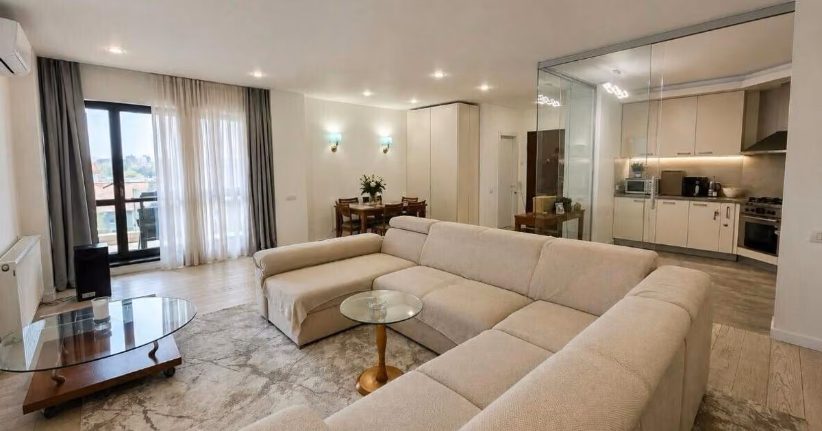 Apartament de vânzare cu 4 camere, mobilat în zona Pipera, Sector 1