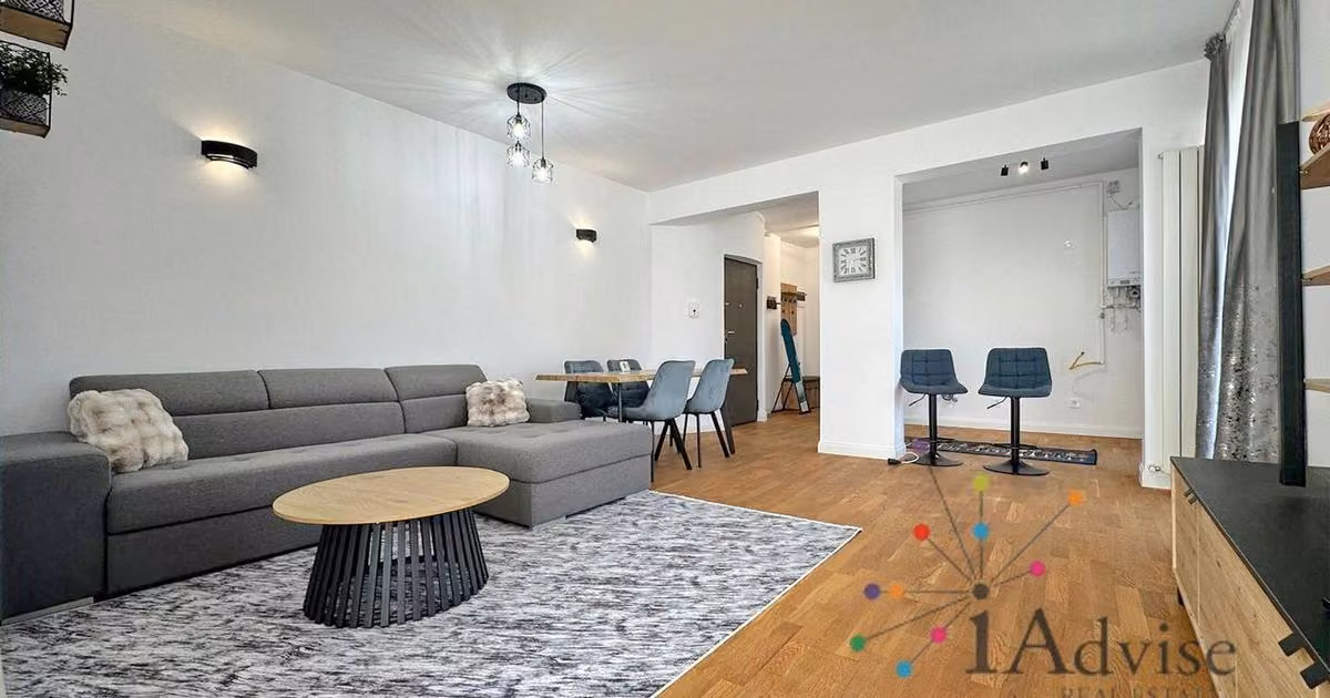Apartament de vânzare cu 2 camere, mobilat în zona Centrul Istoric, Brașov