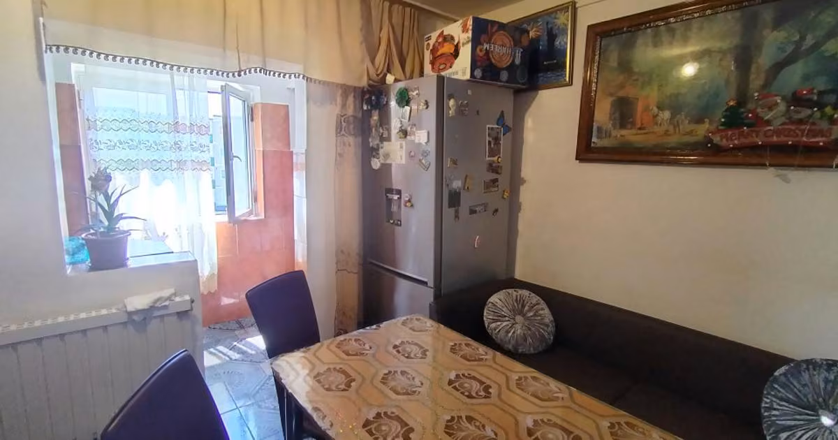 Apartament de vânzare cu 2 camere, mobilat în zona Soarelui, Timișoara