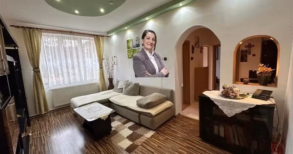 Apartament de vânzare cu 2 camere în Reșița