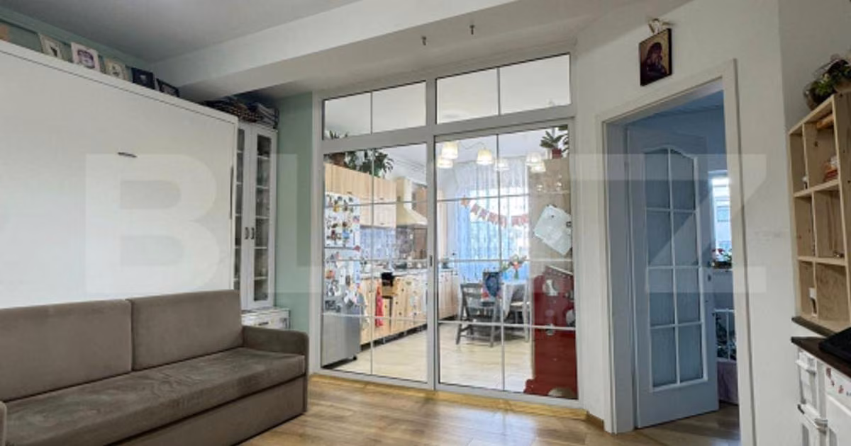 Apartament de vânzare cu 2 camere, mobilat în Florești
