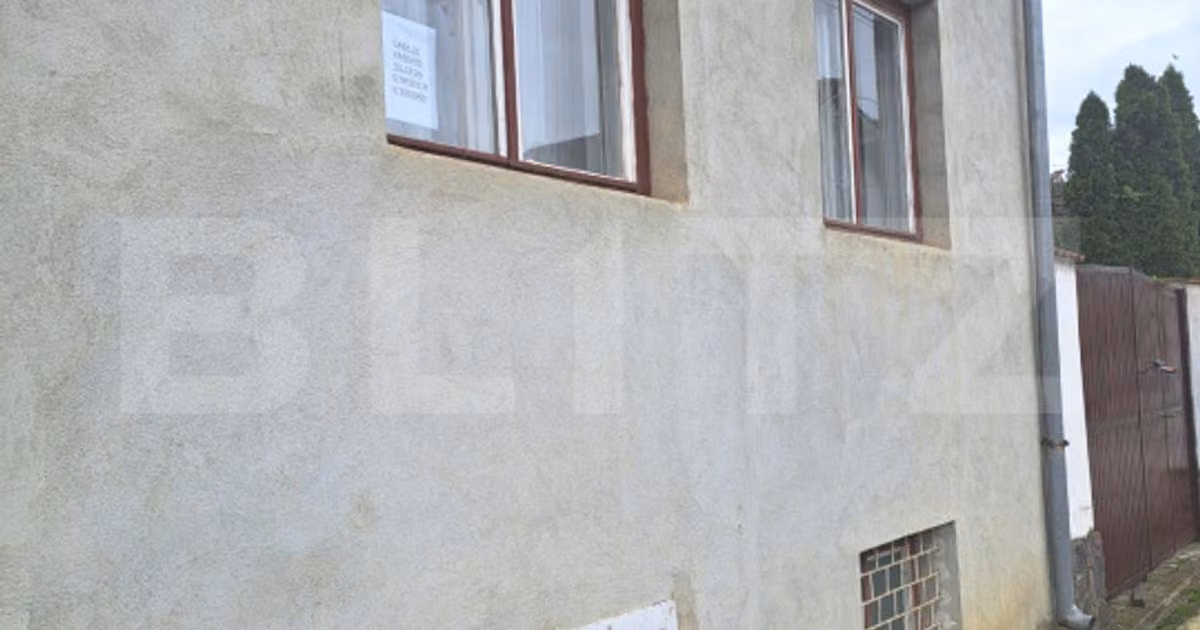 Casă individuală de vânzare cu 5 camere, mobilată în Hărman