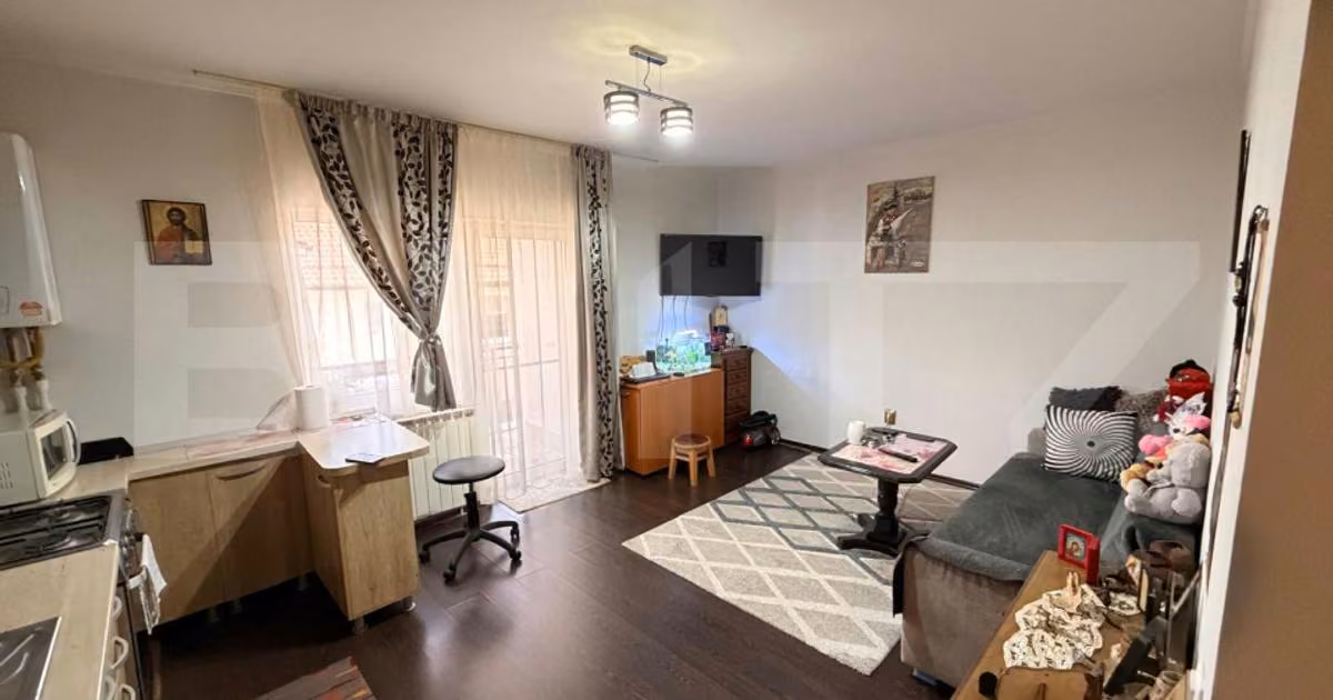 Apartament de vânzare cu 2 camere, mobilat în Florești