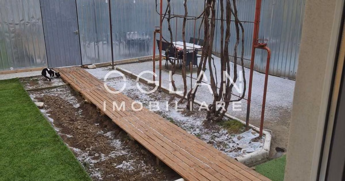 Apartament de vânzare cu 2 camere, mobilat în zona Terezian, Sibiu