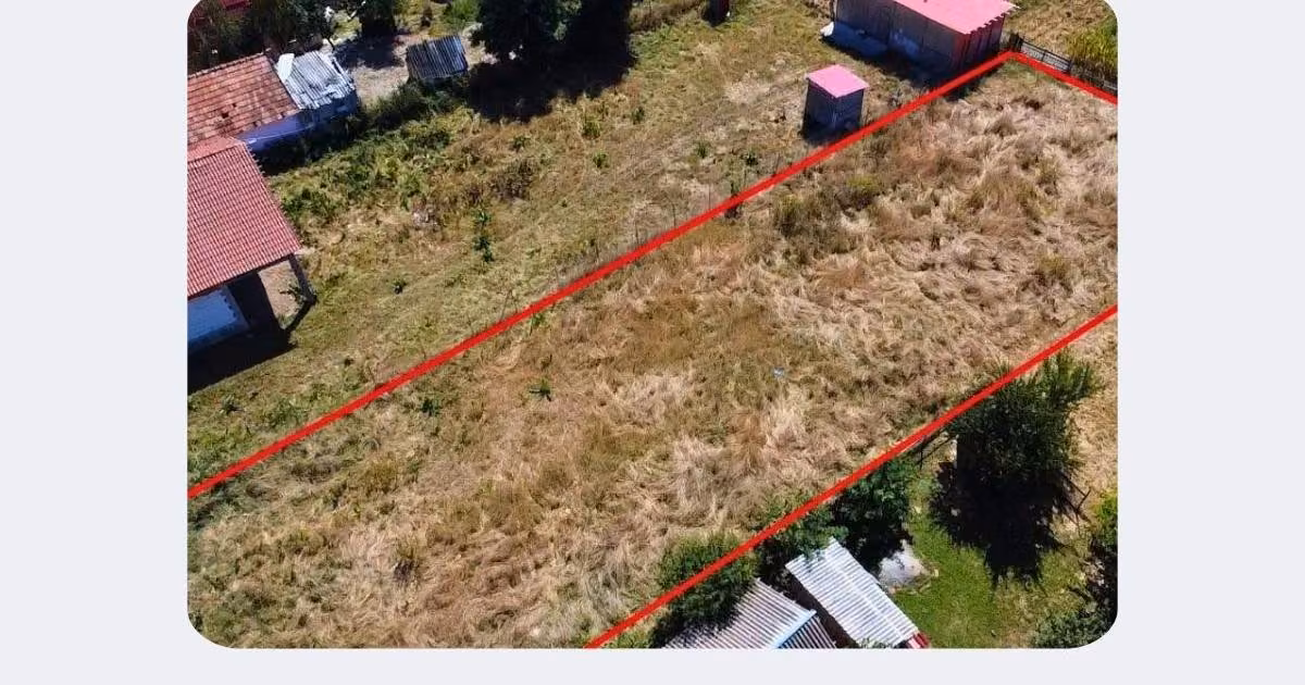 Teren intravilan de vânzare de 1042 mp, în Ozun