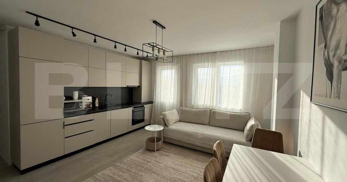 Apartament de vânzare cu 3 camere, mobilat în Florești