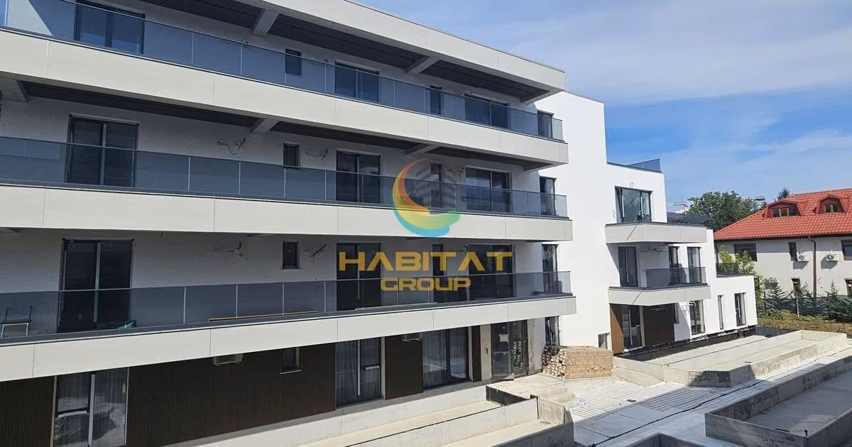 Apartament de vânzare cu 3 camere în zona Băneasa, Sector 1