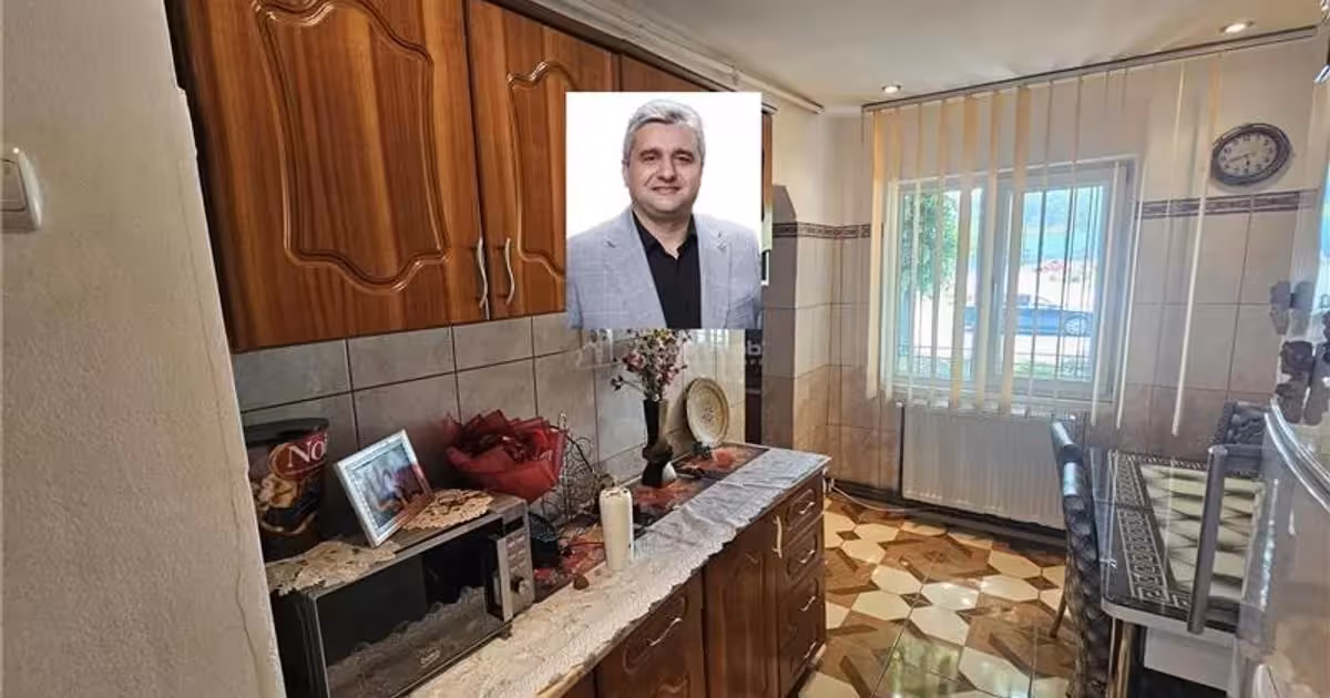 Apartament de vânzare cu 3 camere, mobilat în zona Micro II, Reșița