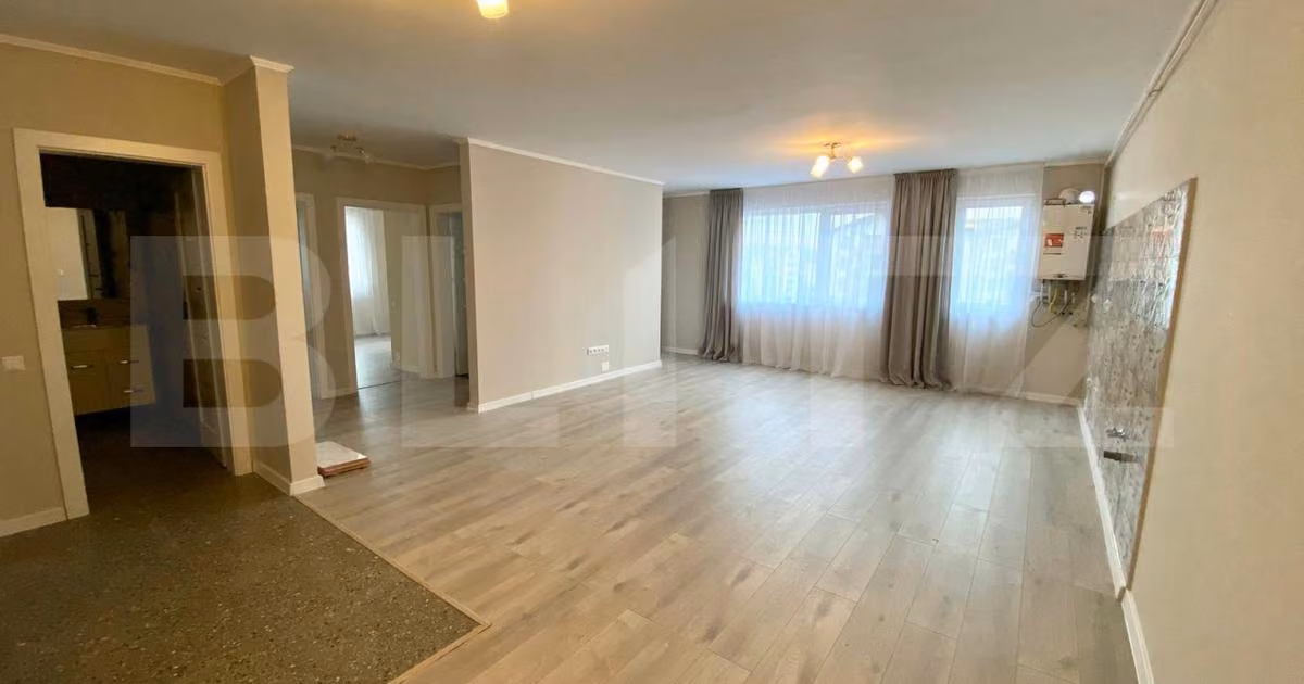 Apartament de vânzare cu 3 camere în Florești