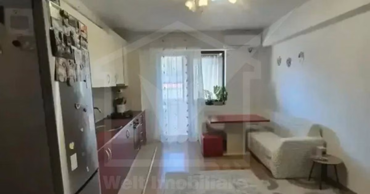 Apartament de vânzare cu 3 camere, mobilat în Florești