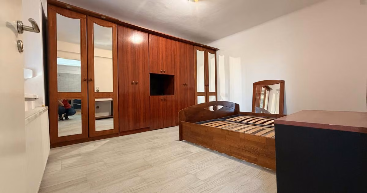 Garsonieră de vânzare, mobilată în zona Complex Studențesc, Timișoara