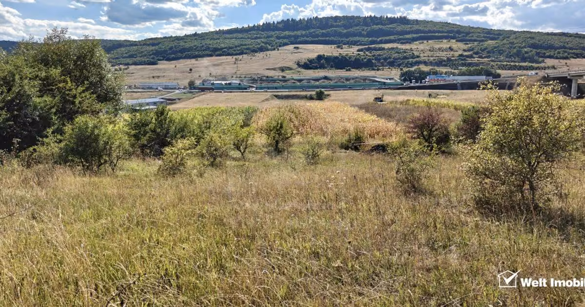 Teren Construcții intravilan de vânzare de 850 mp, în Vâlcele
