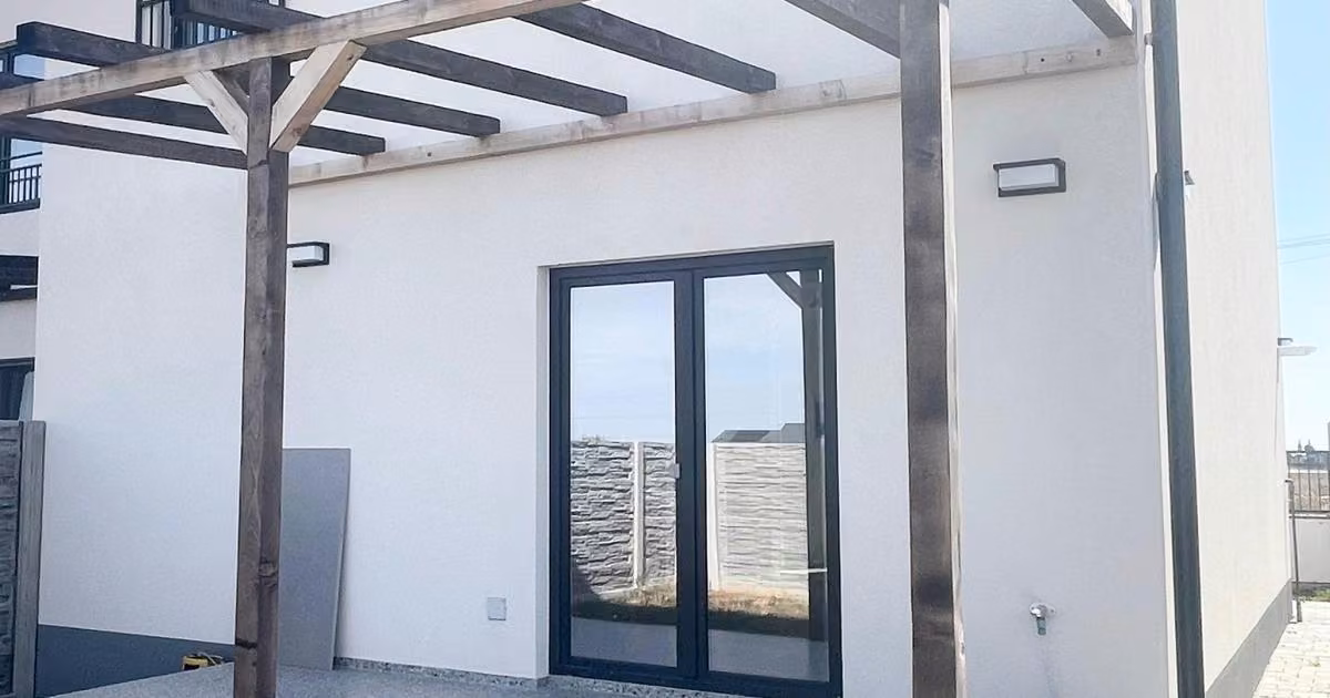 Duplex de vânzare cu 4 camere în Urseni