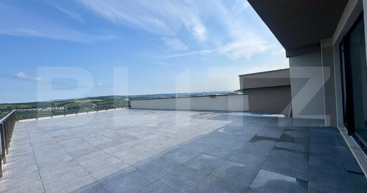 Penthouse de vânzare cu 3 camere în Florești
