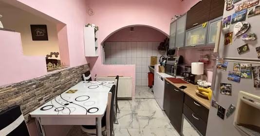 Apartament Cetate