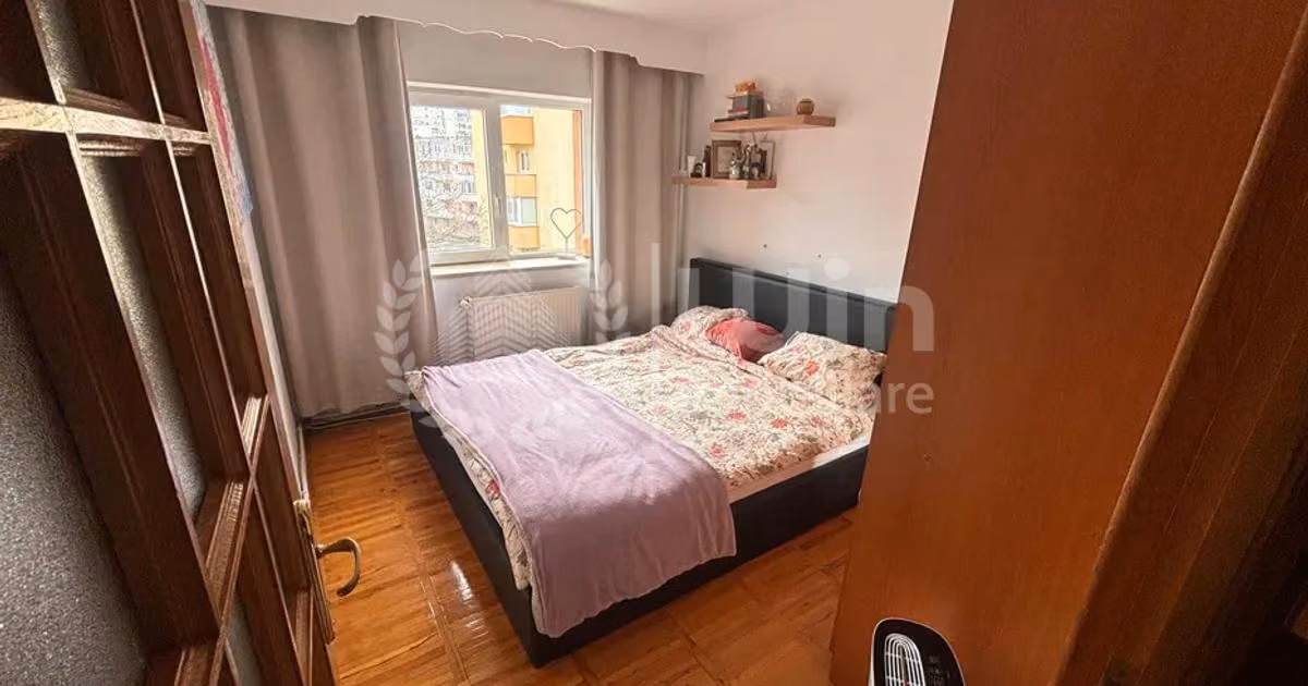 Apartament de vânzare cu 4 camere, mobilat în zona Mărăști, Cluj-Napoca