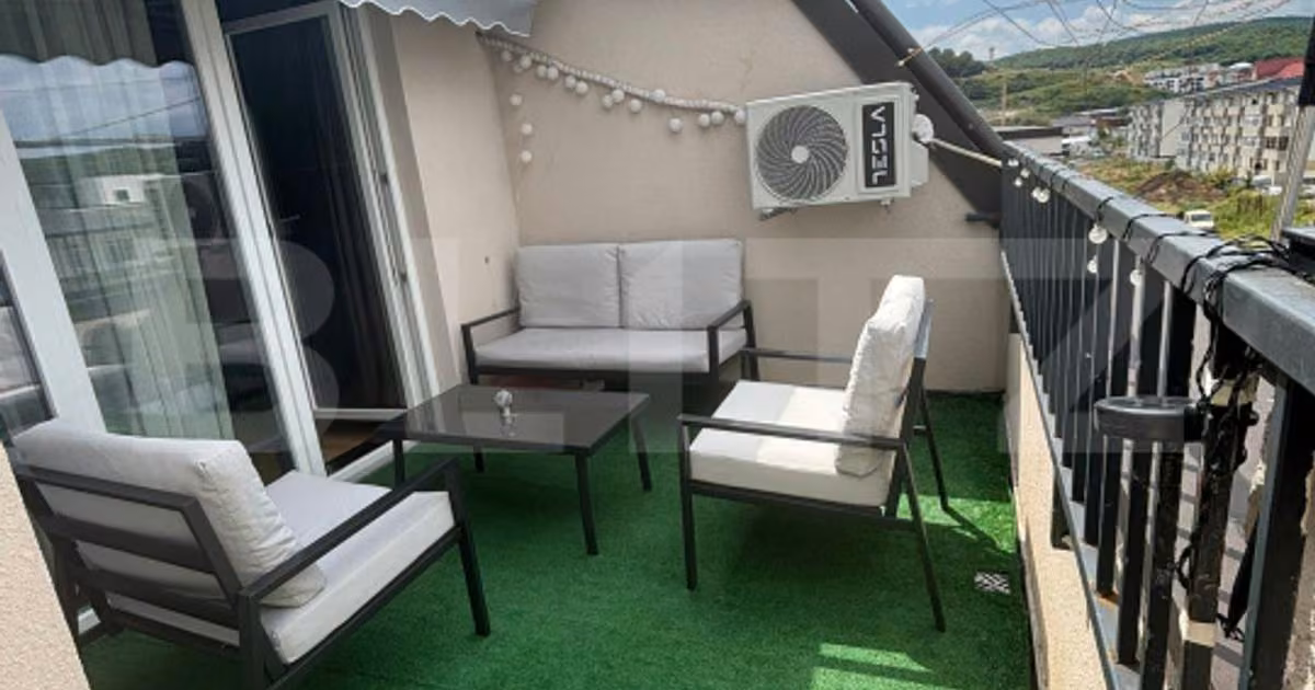 Apartament de vânzare cu 3 camere, mobilat în Florești