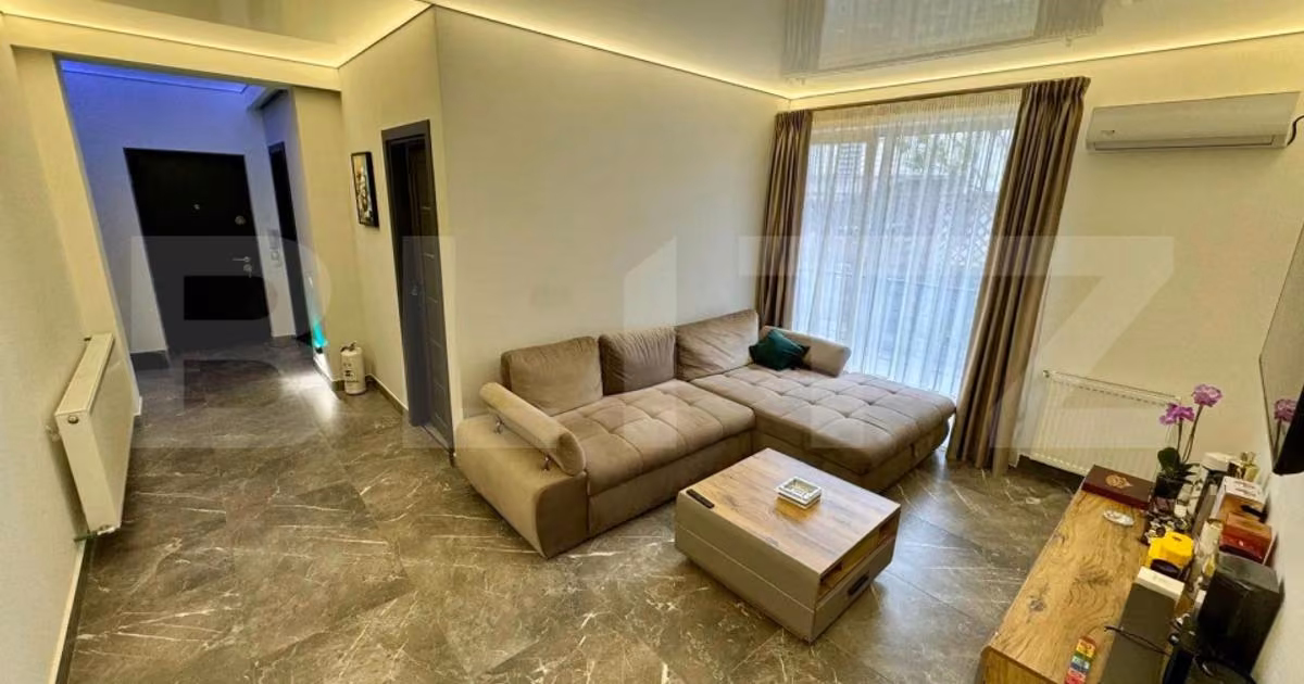Apartament de vânzare cu 3 camere, mobilat în Florești