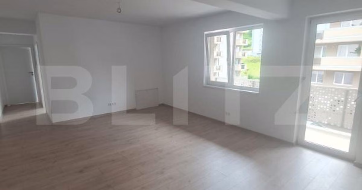 Apartament de vânzare cu 3 camere în Florești