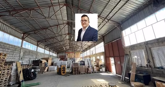 Spațiu comercial Est