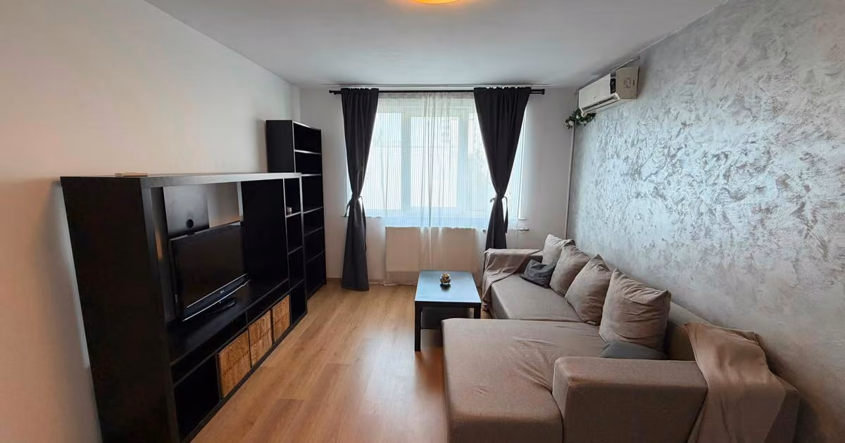 Apartament de vânzare cu 2 camere în zona Titan, Sector 3