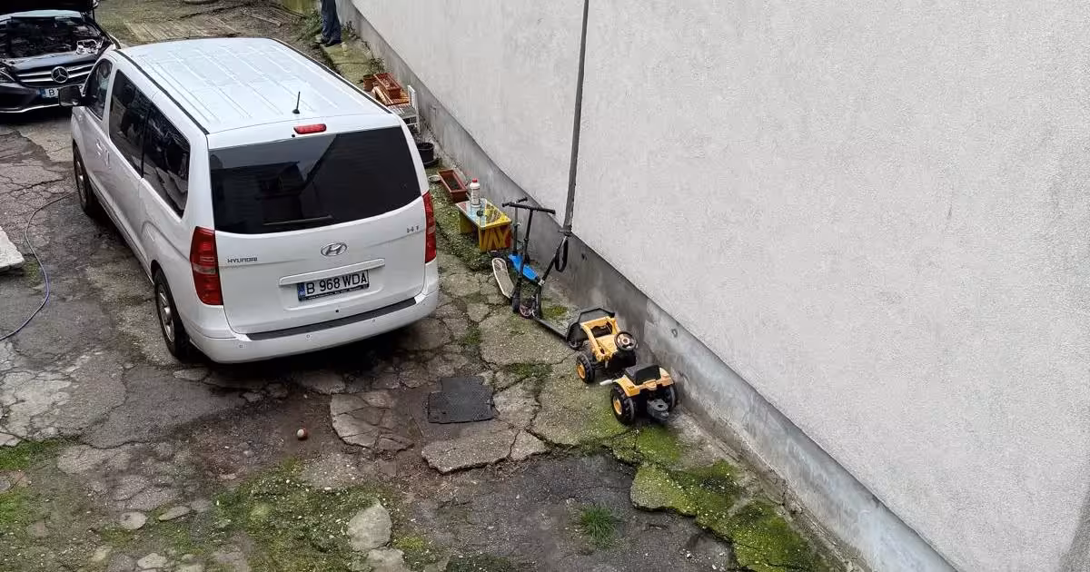 Casă individuală de vânzare cu 4 camere în zona Unirii, Sector 3