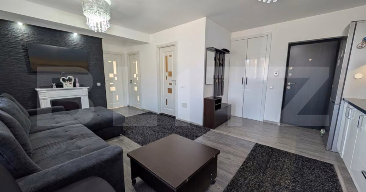 Apartament de vânzare cu 3 camere, mobilat în Florești