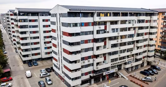 Apartament Militari