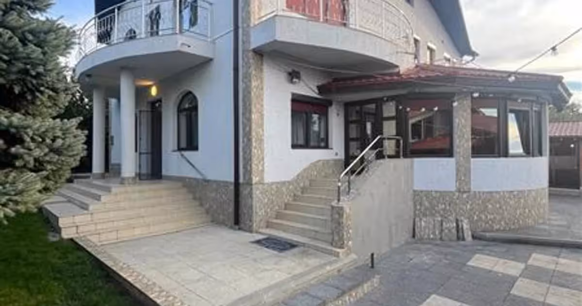 Casă individuală de vânzare cu 6 camere, mobilată în Smârdan
