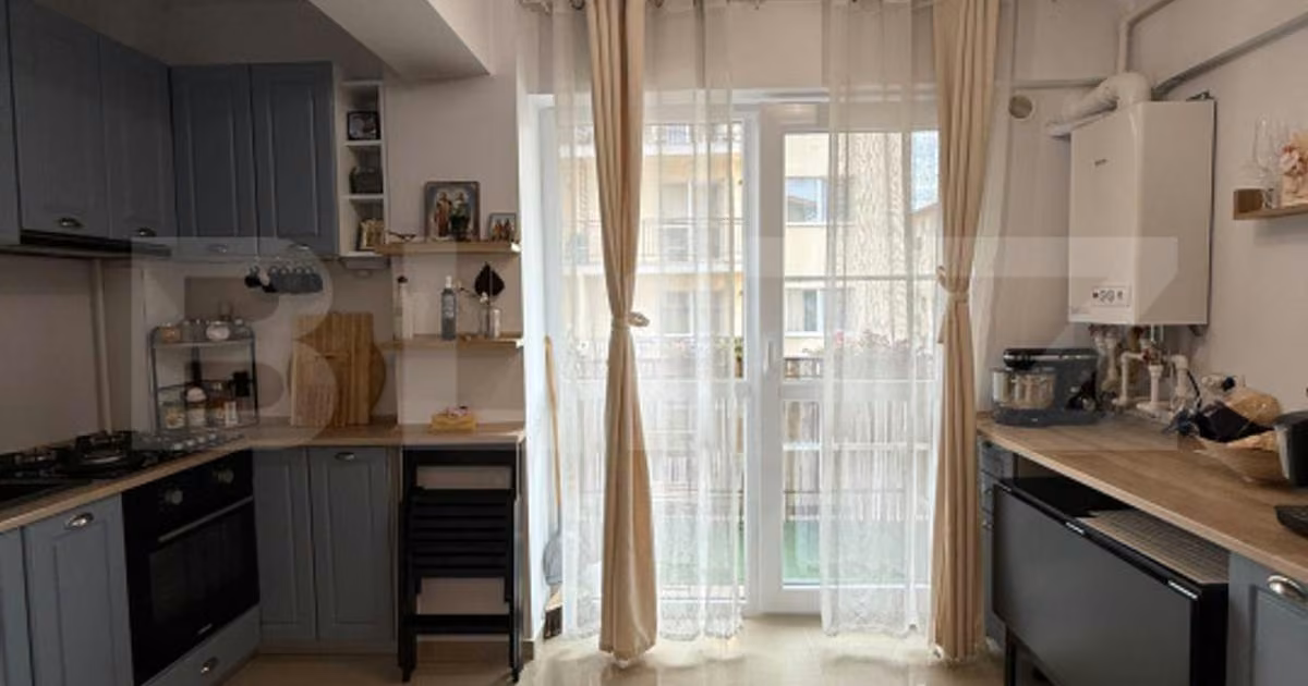 Apartament de vânzare cu 2 camere, mobilat în Valea Lupului