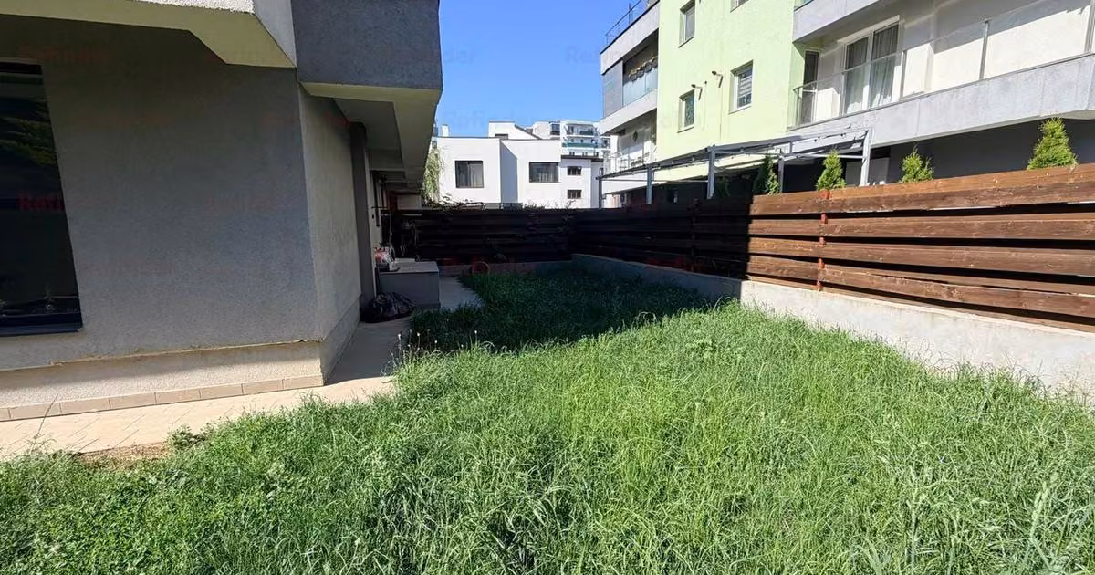 Apartament de vânzare cu 2 camere în zona Titan, Sector 3