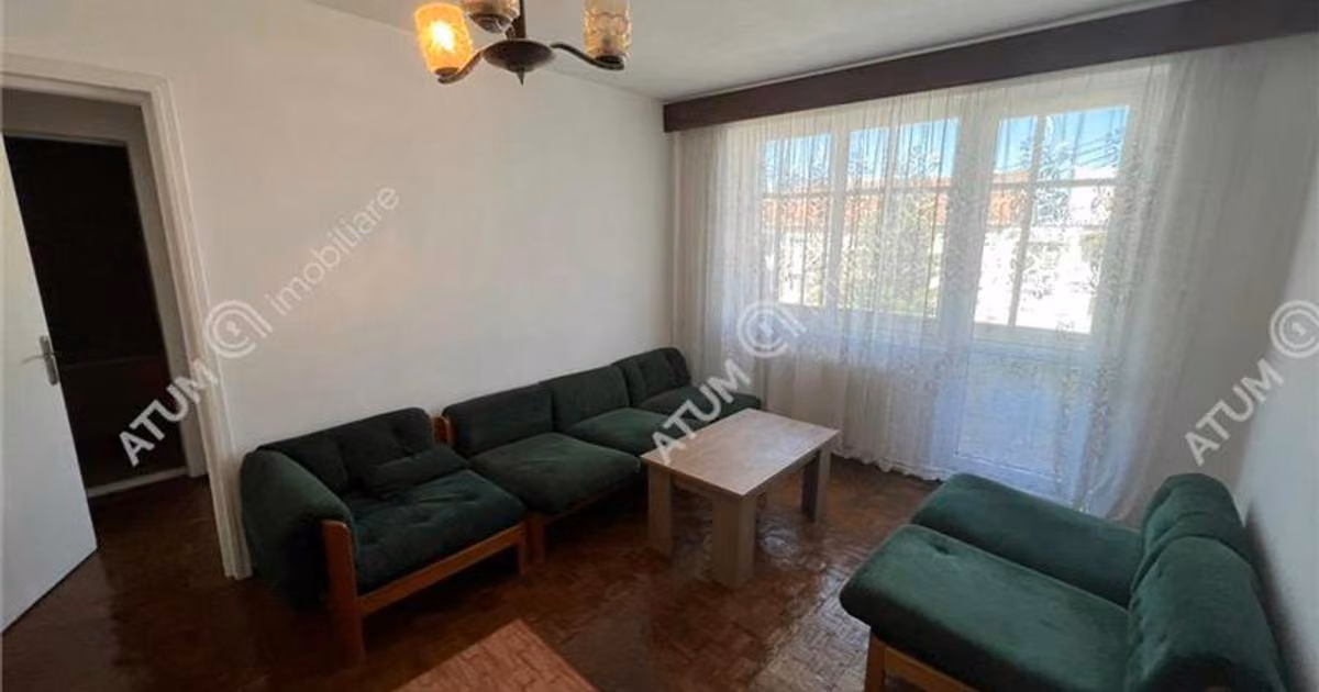 Apartament de vânzare cu 3 camere, mobilat în zona Central, Sibiu