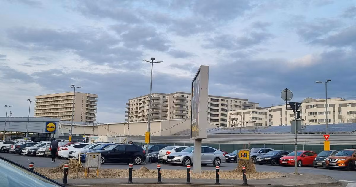 Apartament de vânzare cu 3 camere, mobilat în zona Militari, Sector 6