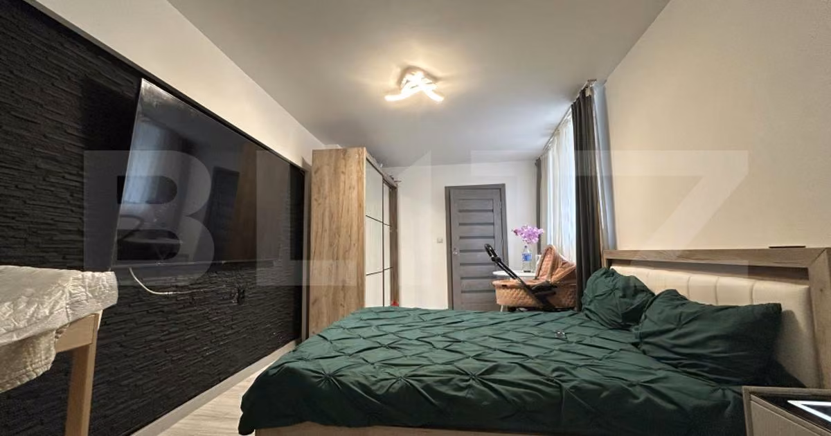 Casă individuală de vânzare cu 6 camere, mobilată în Dej