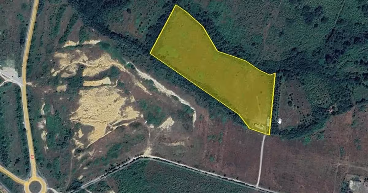Teren extravilan de vânzare de 32512 mp, în Caransebeș
