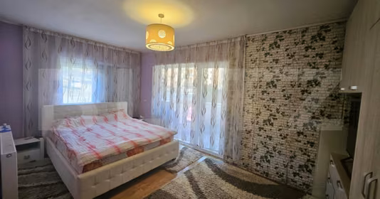 Apartament Florești